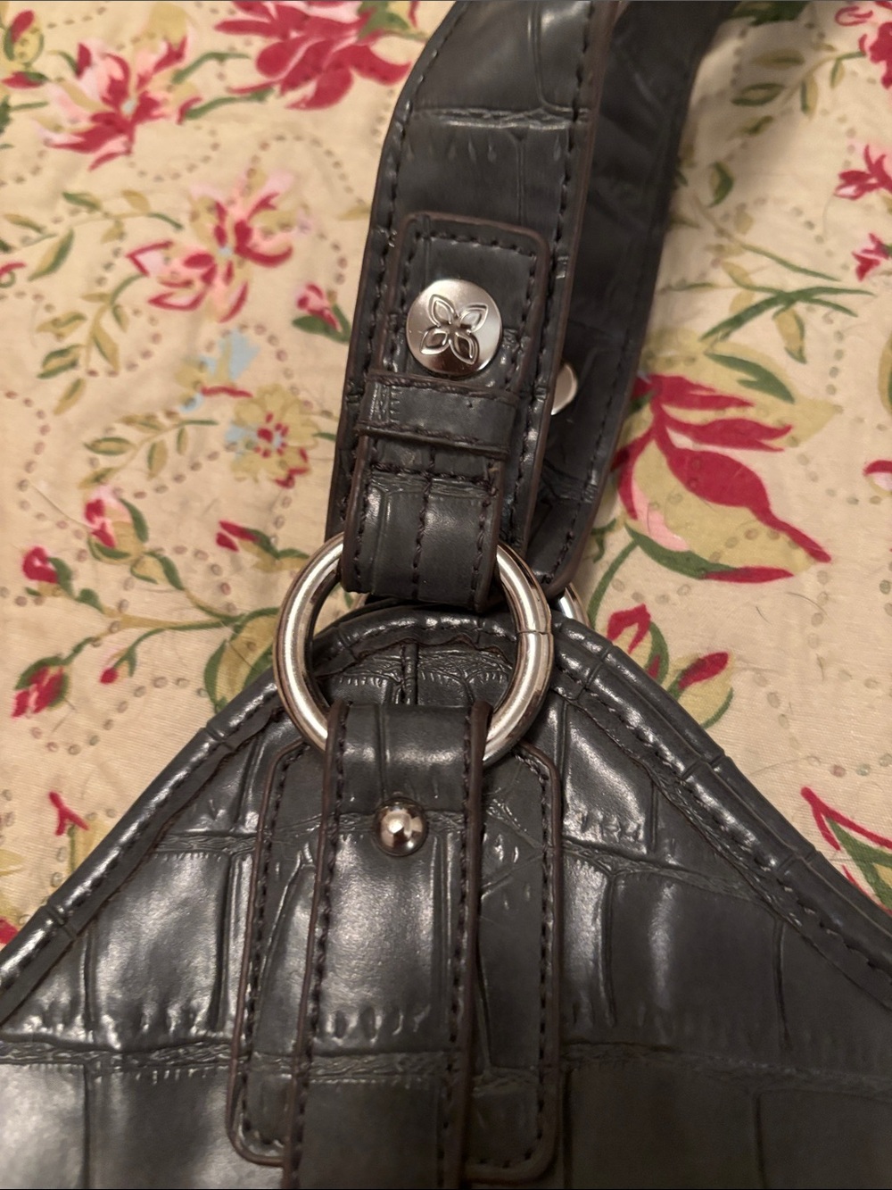 Relic Gray Croc-Embossed Tote Handbag - Picture 6 of 13